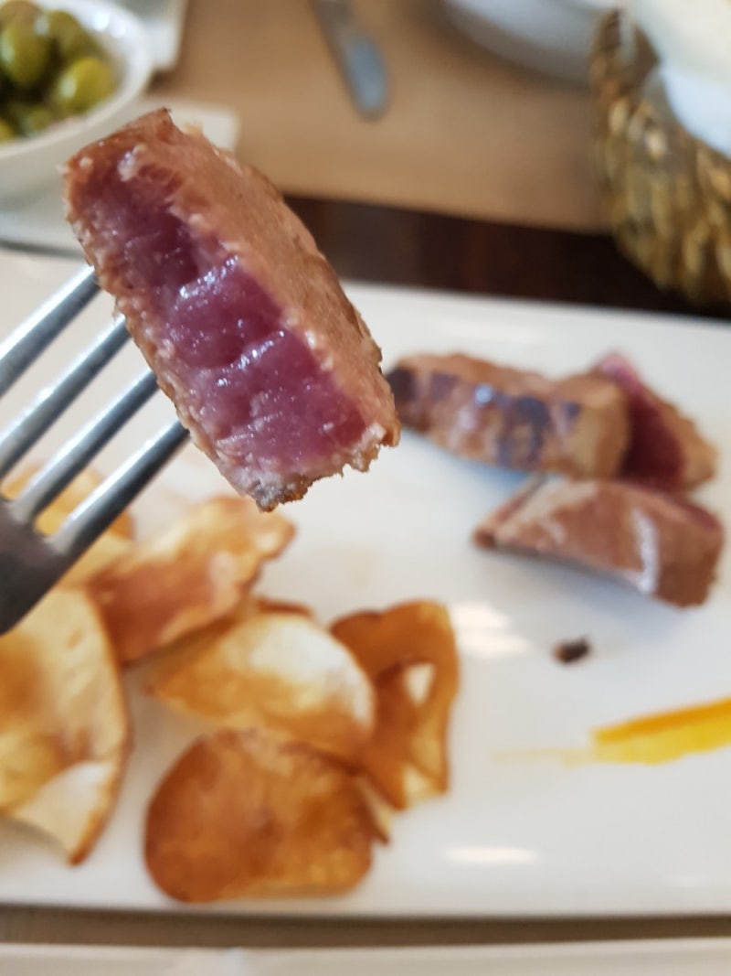 스페인을 맛보다 세비야에서 이베리코돼지고기요리를 맛보다. 제주 숙성도만 못 하다. 자신감이 생긴다. : 네이버 블로그