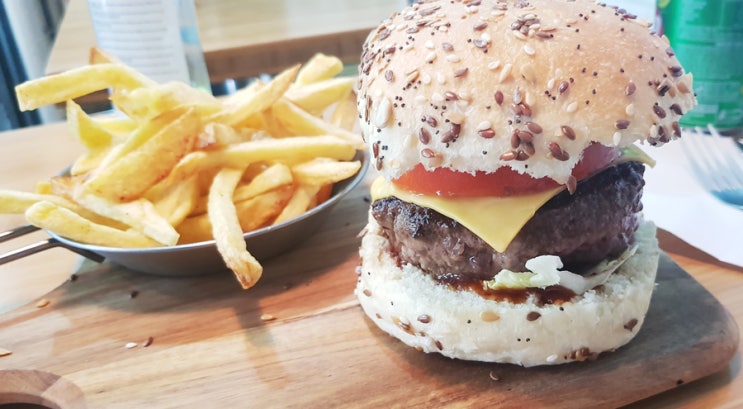 [프랑스] 파리 몽쥬약국 근처 맛집 joe burger(조버거)/피에르 에르메 마카롱