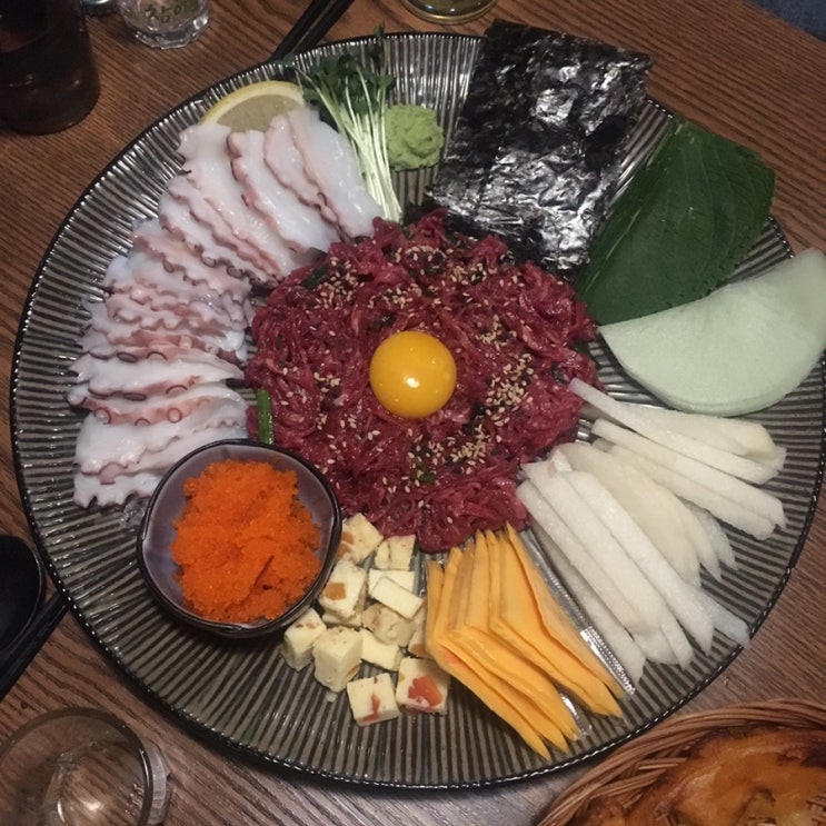  창원 상남동 술집, 육회관