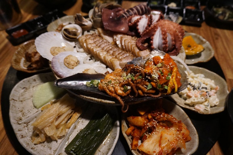  안산 선부동 맛집 대왕해물문어보쌈 비주얼 끝장이네요~