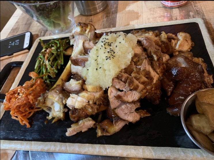  [샤로수길 족발 맛집]대두족발 봉천 본점. 마늘족발 중두, 쟁반 막국수 후기