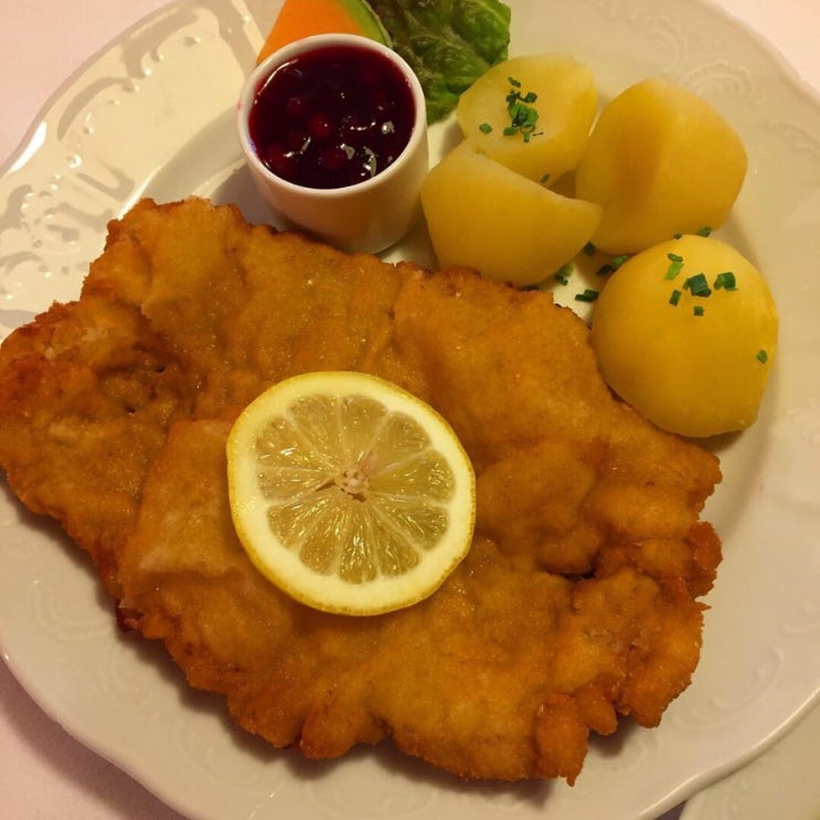 할슈타드맛집)슈니첼 진짜맛집 카페추천 할슈타드맛집)슈니첼 진짜맛집 카페추천