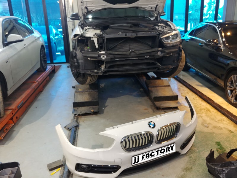 김포 양촌읍 / 사고수리 및 M2 스타일 프론트바디킷 컨버젼 / BMW / 1시리즈(F20)