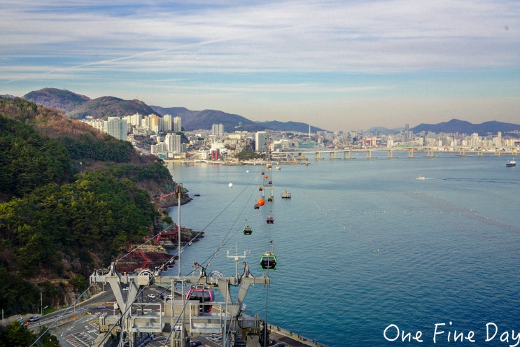  부산 송도 해상케이블카 크리스탈 크루즈 타고 부산 바다를 한눈에!