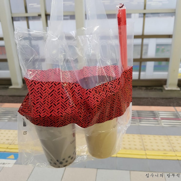  [일본워홀] 196日 바이토 / 오랜만에 공차 / 오늘도 야메 야끼소바 / 쿄도역 홋또케키 츠루바미샤(ホットケーキ つるばみ舎) 타마고산도