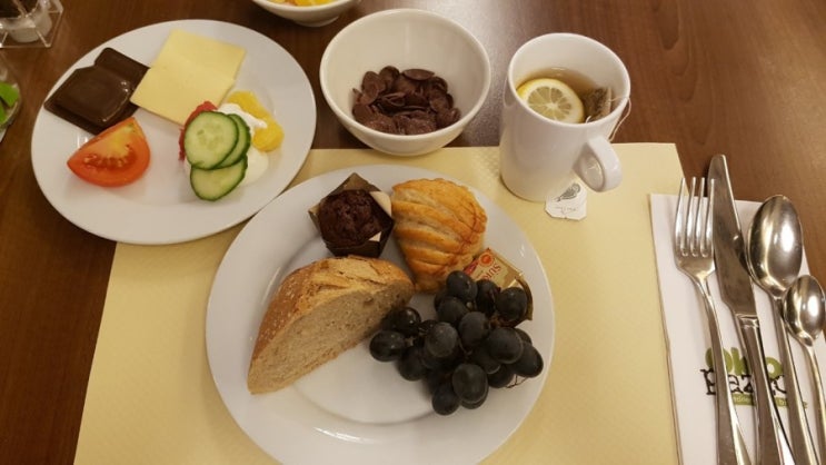 서유럽 패키지 D+2 : 프랑스 여행 숙소 / 코트야드 바이 메리어트 파리 생드니 호텔 (courtyard by marriott saint - denis) 후기 / 조식 후기 서유럽 패키지 D+2 : 프랑스 여행 숙소 / 코트야드 바이 메리어트 파리 생드니 호텔 (courtyard by marriott saint - denis) 후기 / 조식 후기