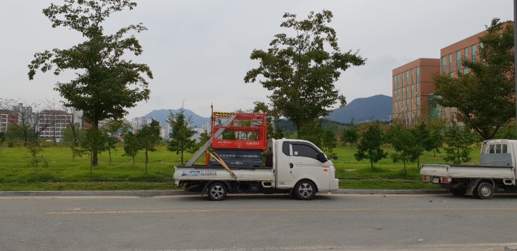 [고고리프트] 양산시 고소작업대 렌탈 - 부산대신축현장(부산,경남,양산,울산,김해,창원,진영,진례 고소작업장비/렌탈/테이블리프트 임대/판매/수리)