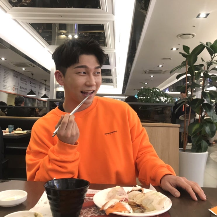  일산 웨돔 스시뷔페 쿠우쿠우 가성비 갑이다