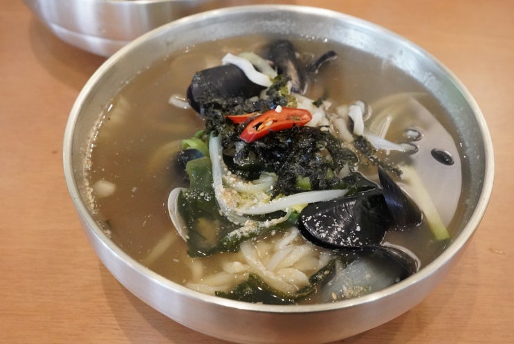  해물칼국수와 국수 (a7m3 + fe28/2)