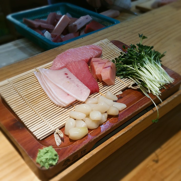  깔끔하고 고급진 술안주 참치회 무한리필(참치애난)