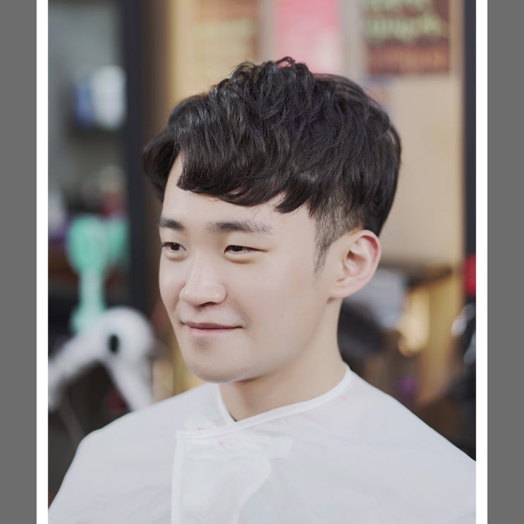  남자 쉼표머리 투블럭 펌 스타일 매우 매력적이야