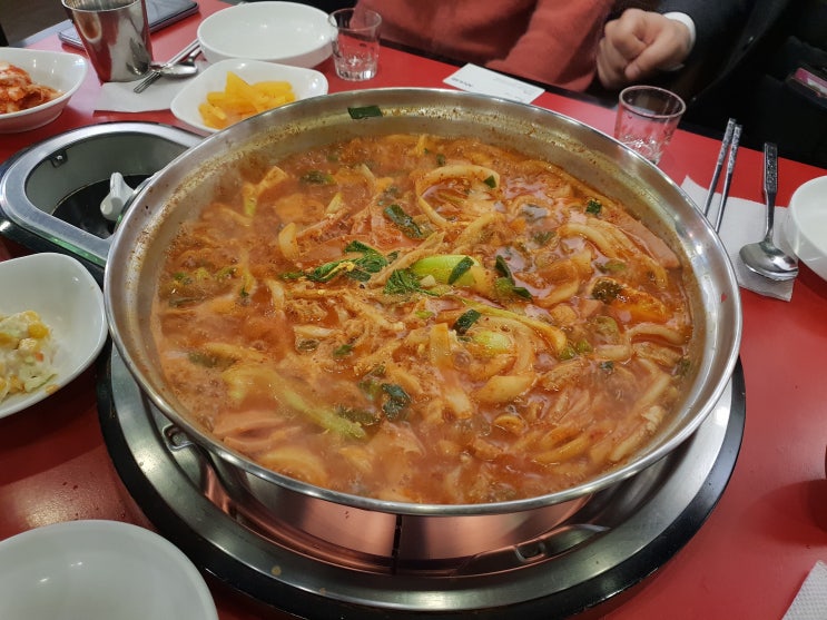  [강남역 맛집] 놀부부대찌개, 밥도둑 소곱창부대전골!