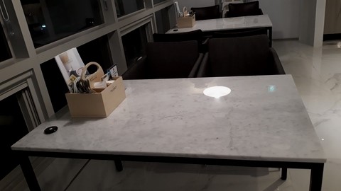  비앙코사각식탁연마광택