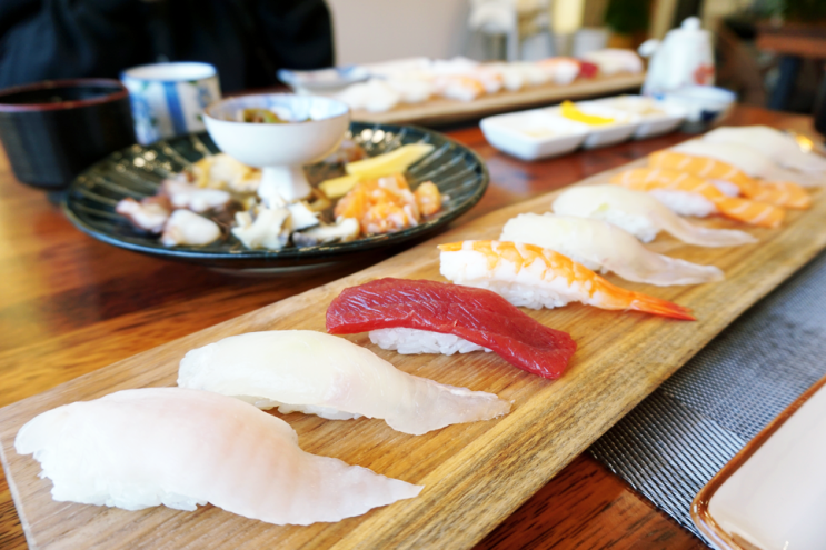  반월호수카페 분위기도 맛도 최고 스시카페엔