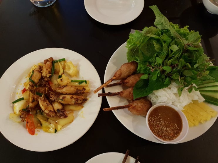  하노이 맛집 - 꽌안응온 (자유여행) 반쎄오/짠내투어 총알오징어 맛집투어 ㅋㅋ
