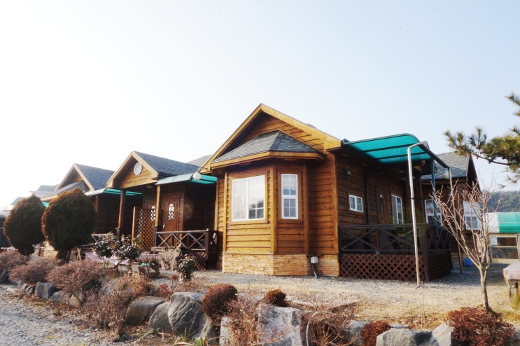  태안가족펜션 <바다의아침 펜션> 바베큐 무한리필 굳~! 몽산포 펜션 추천!