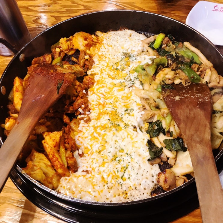  일산 웨돔 맛집 유가네 닭갈비 반반 존맛탱
