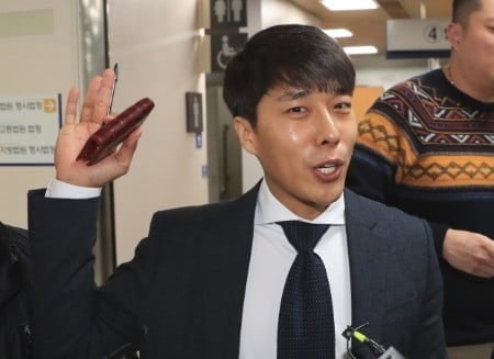 [스포게임즈] 김동성,여교사,알고보니 '친모 살인청부 여교사' 내연남…"수억대 명품 선물"