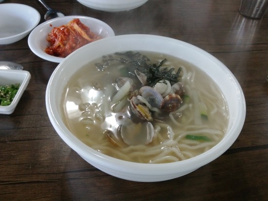 수유역 근처 수유손칼국수의 바지락 칼국수 수유역 근처 수유손칼국수의 바지락 칼국수