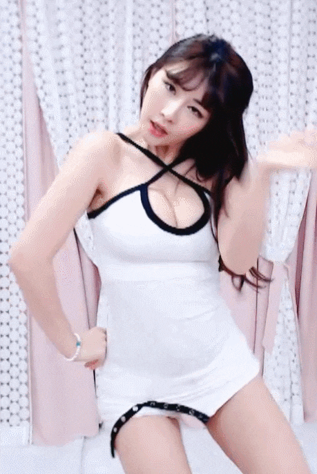 숨막히는 G컵 bj김빙빙 치파오 몸매 움짤 인스타그램 #2 숨막히는 G컵 bj김빙빙 치파오 몸매 움짤 인스타그램 #2