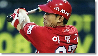  기아 1군의 대표적인 외야수 이명기 선수는 누구일까요?