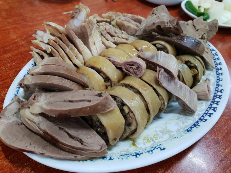  대구 막창순대 처음 맛본 이모식당 국밥 맛집