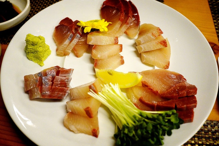  신수동 대흥역 맛집 도꼭지 대방어회와 생선구이 계절솥밥