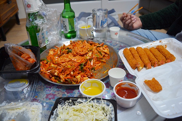  배달의민족 좀마니포차 골뱅이무침 게다리튀김스