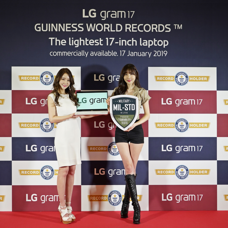 2019 LG 그램 17 크기는 Up 무게는 가벼운 17인치 노트북