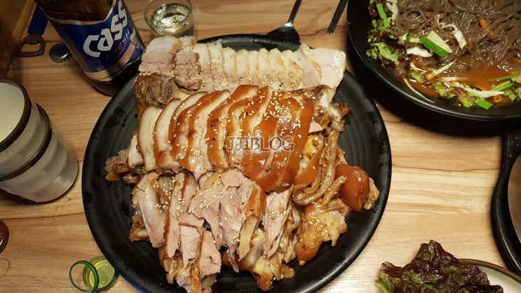  영등포구청 족발 서비스 나오는 돼순이네왕족발