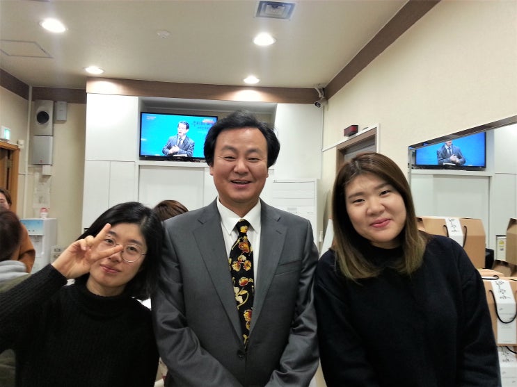  표인봉·윤유선의 <하늘 빛 향기> - 최석호 교수