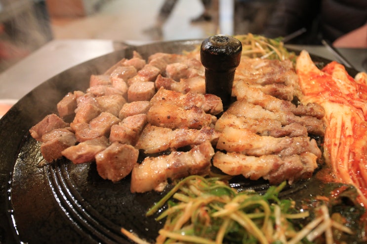 김해동상동맛집, 목구멍에 기름칠 좀 해야지~? 김해고기집 '목구멍'