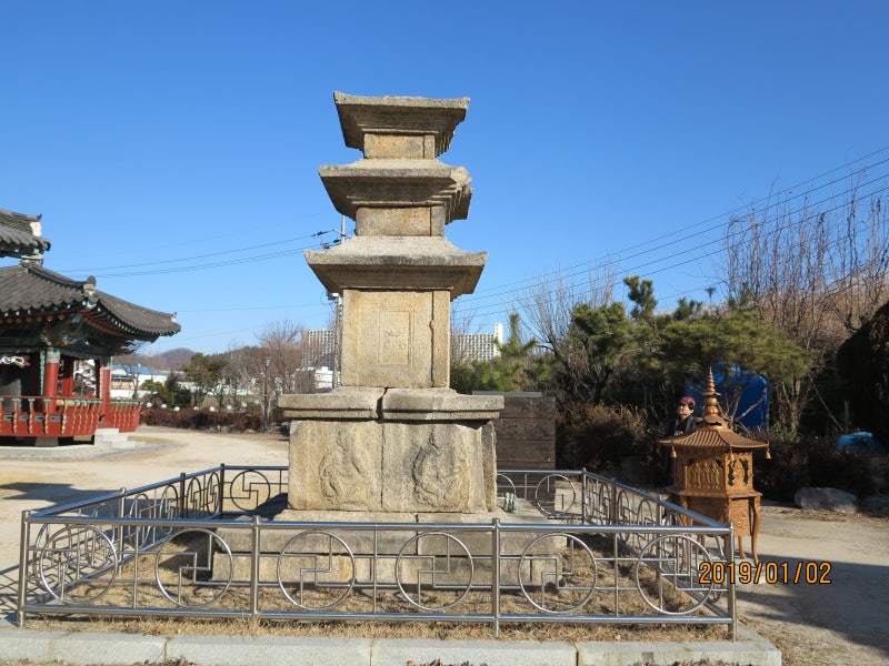 영천 신월동 삼층석탑/영천 신흥사 : 네이버 블로그