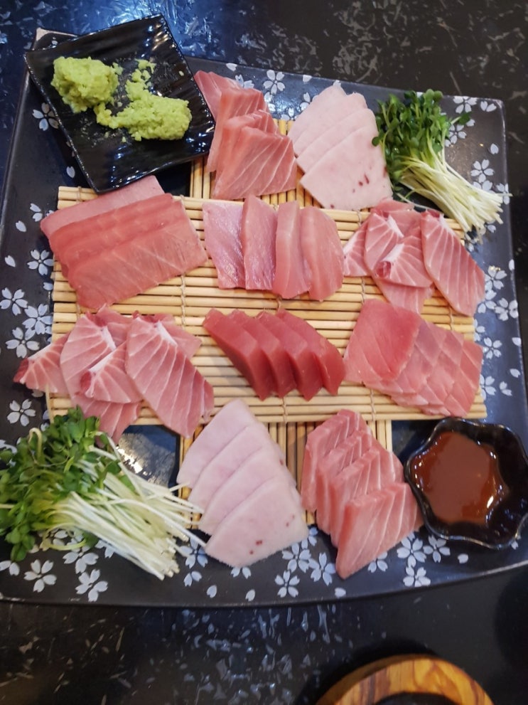  화성맛집/참치잡는날/참치회