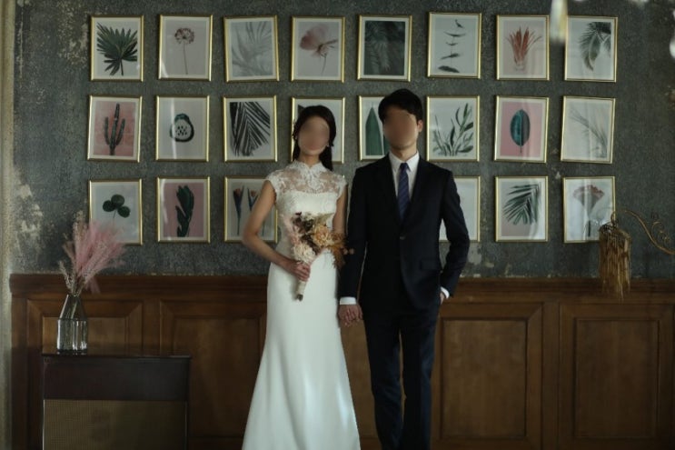  가을스튜디오 액자 씬