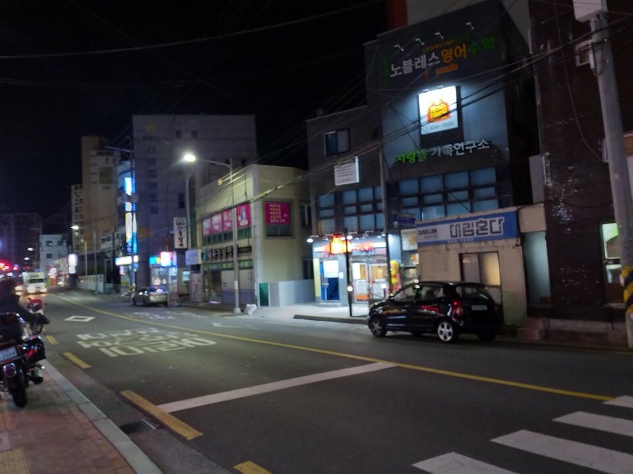 맘스터치 부산동삼동점 사진 1