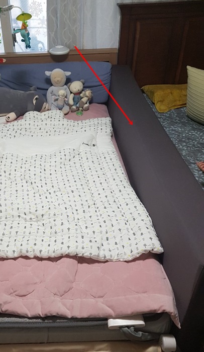  베드브릿지,침대사이쿠션,스펀지쿠션,고탄성스펀지,침대사이끼움쿠션