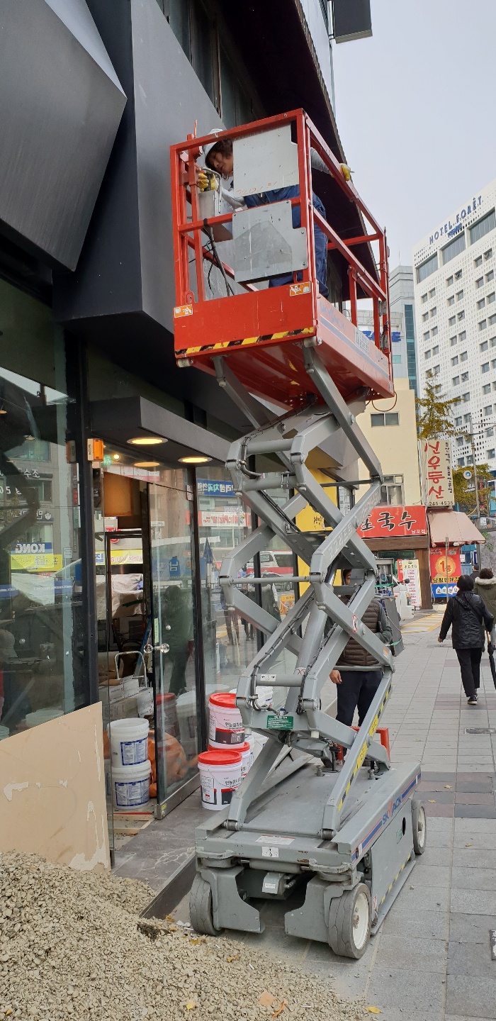  [고고리프트] 고소작업대 렌탈(부산고소작업대,경남고소작업대,양산고소작업대,울산고소작업대,김해고소작업대,창원고소작업대)