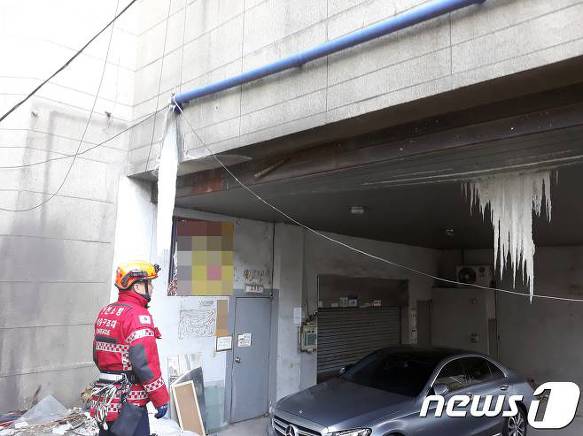  "세밑한파 5일간"..한랭질환자·정전 등 사고 잇따라 (인천소방, 인천소방구조대, 소방관방한복, 구조대방한복, 바이킹방한복, PS1000방한복)