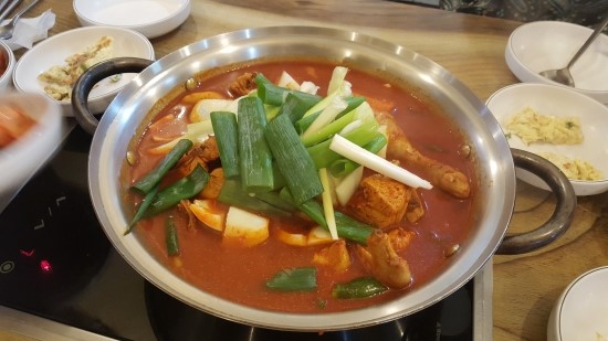 수유역 근처 명가진수성찬의 닭볶음탕 수유역 근처 명가진수성찬의 닭볶음탕