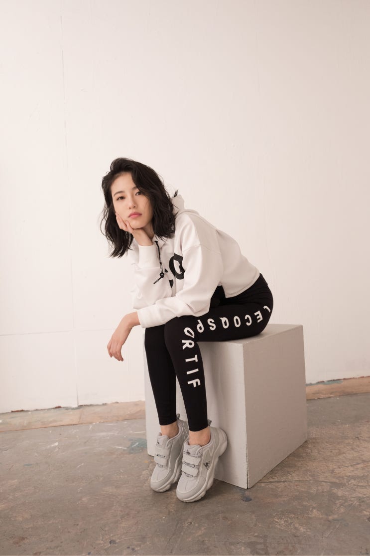  신예은 화보 레깅스는 '르꼬끄 스포르티브' / 여자 레깅스 코디 추천!