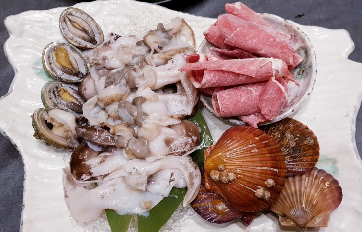  여수 새조개맛집 하루. 하루횟집 새조개 샤브샤브세트 엄지척
