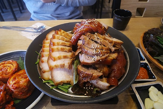  시흥동 맛집, 금천구 족발맛집 삼대족발에서 푸짐하게 먹기!