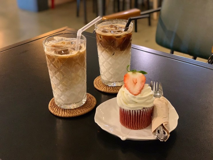 [카페추천] 수유역 카페 '빈세앙'에서 맛있는 커피랑 케이크 먹자!