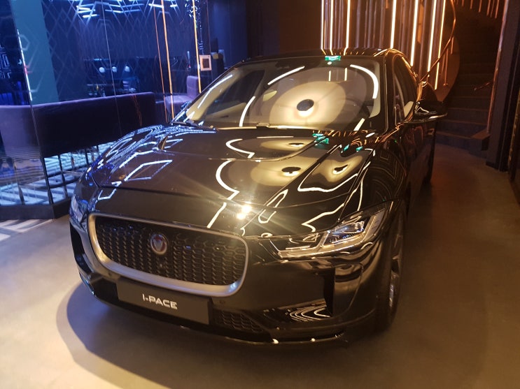  2019 재규어 I-PACE 전기차...알고보면 SUV !