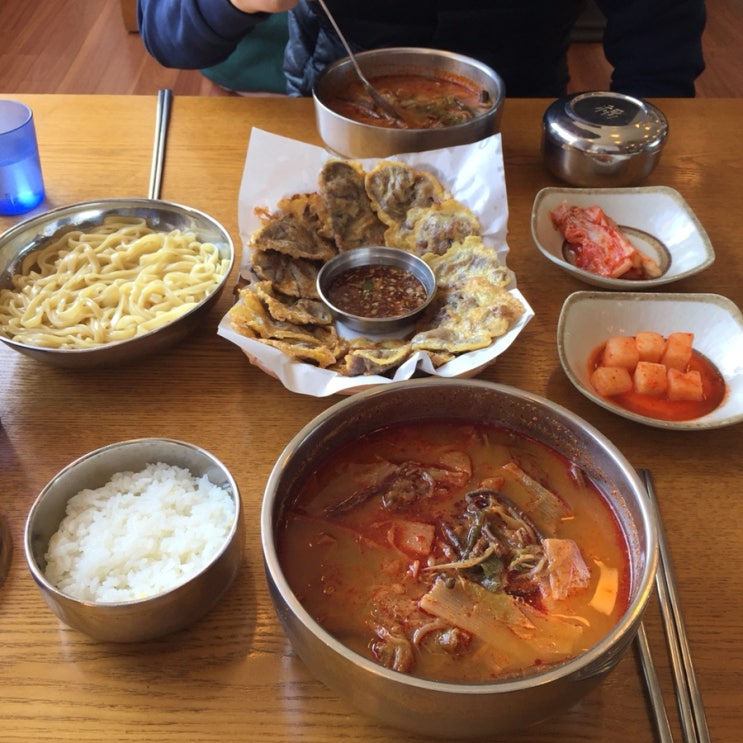  팔당맛집, 남양주맛집 - 동동 국수집 (맛있는 녀석들 육개장 칼국수)