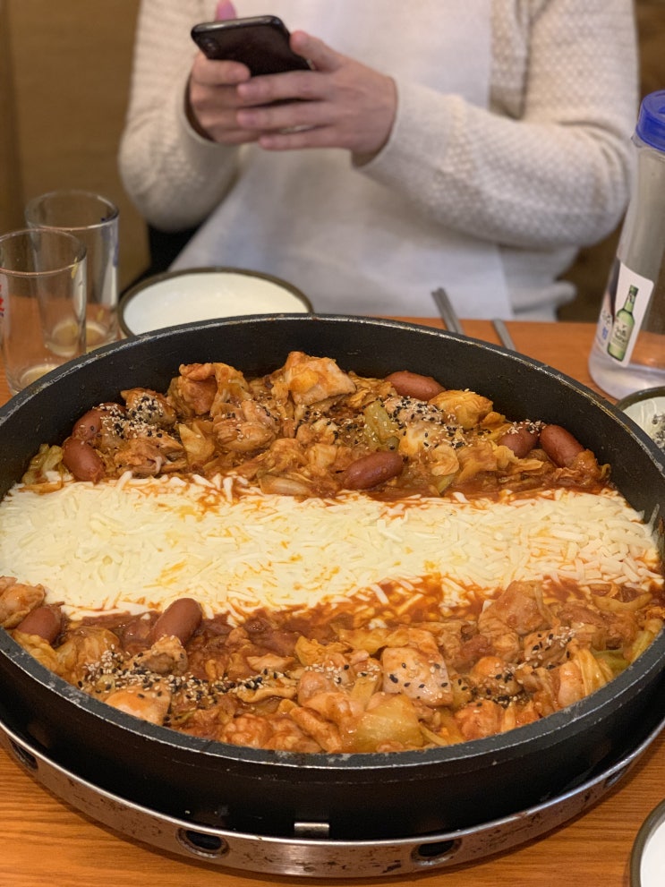  강남역치즈닭갈비 먹으러 금요일에 또 다녀왔어요