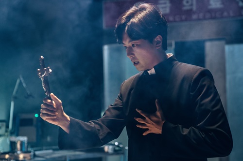  {한드} 프리스트 (2018)