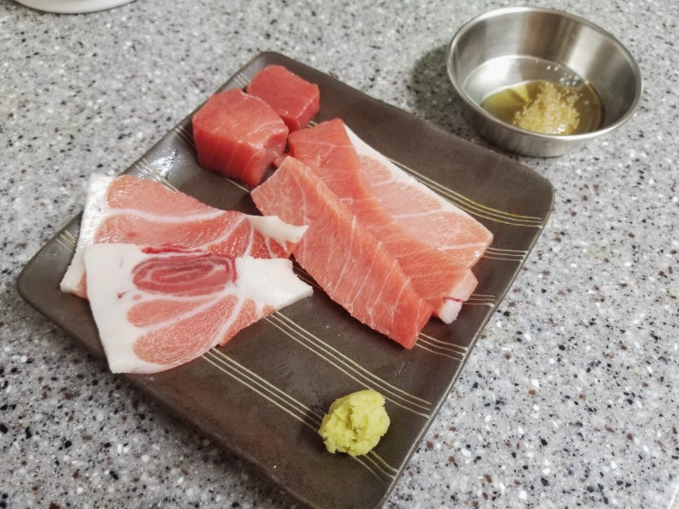 서림참치. feat.냉동배달참치. 서림참치. feat.냉동배달참치.