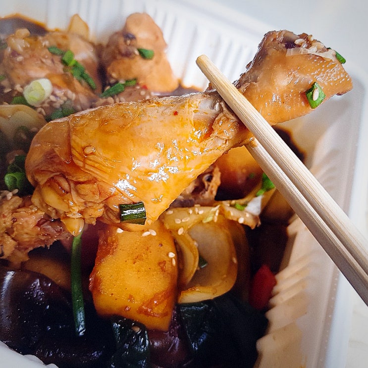  첨단 배달 맛집 흥부찜닭 서비스 메뉴 굿입니다!